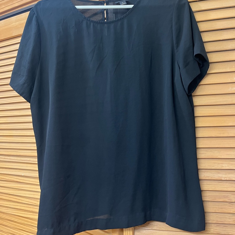 Worthington Elegant Black Blouse